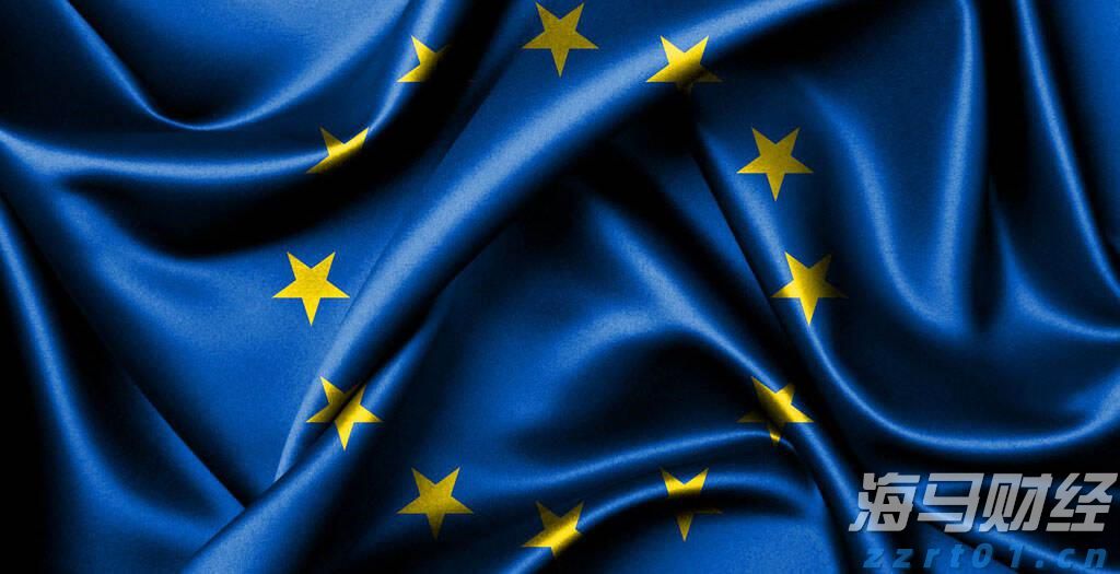 石卡镇：田间地头抗旱忙 齐心协力保春耕